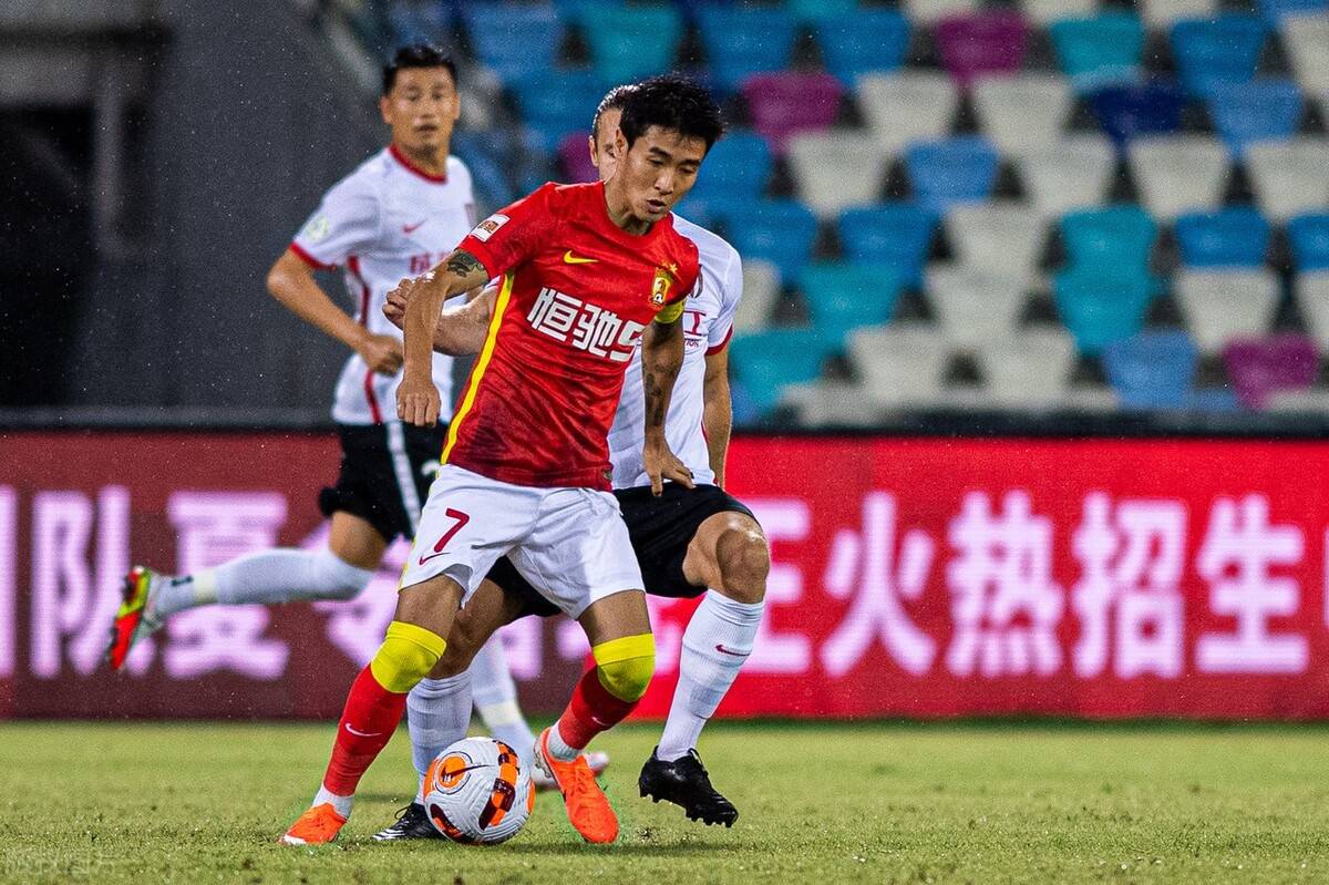 包含冠军状元出场遭控制，AC米兰遇困难升龙门的词条